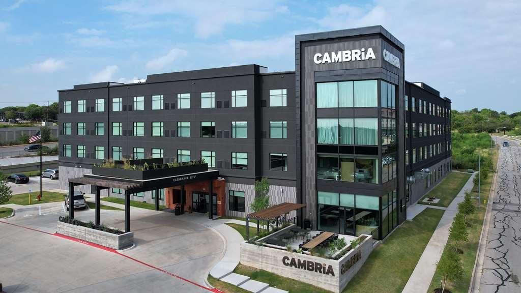 Cambria Hotel Austin Airport Екстериор снимка